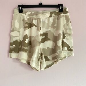 NEW Adidas Camo Knit Athletic Shorts size XL